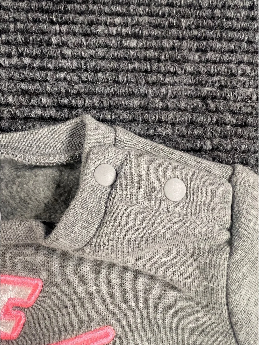 Nike Baby Girls' Pink Crushed Velour Leggings and Grey Sweatshirt Set - 18M